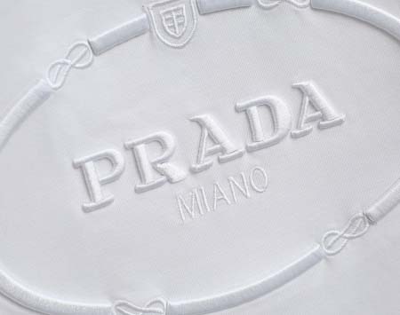 2025年5月16日入荷新作Prada半袖 Tシャツ高品質/人気/誕生日プレゼント/bst工場