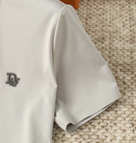 2025年5月16日入荷新作Dior半袖 Tシャツ高品質/人気/誕生日プレゼント/bst工場