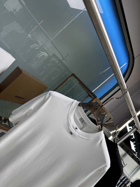 2025年5月20日入荷新作Balenciaga半袖Tシャツ 原版复刻高級品香港の会社超厳選★入手困難/誕生日プレゼント/yinx工場M-XXXL