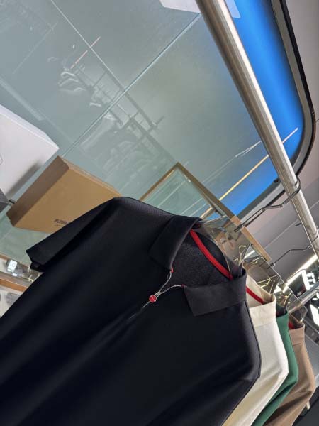 2025年5月21日入荷新作Kiton半袖ポロシャツ 原版复刻高級品香港の会社超厳選★入手困難/誕生日プレゼント/yinx工場