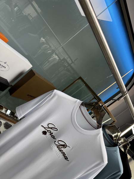 2025年5月21日入荷新作Loro piana半袖Tシャツ 原版复刻高級品香港の会社超厳選★入手困難/誕生日プレゼント/yinx工場