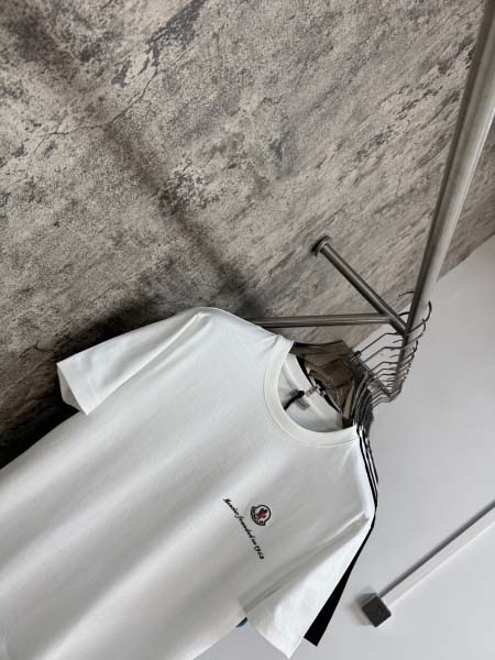 2025年5月21日入荷新作MONCLER半袖Tシャツ 原版复刻高級品香港の会社超厳選★入手困難/誕生日プレゼント/yinx工場