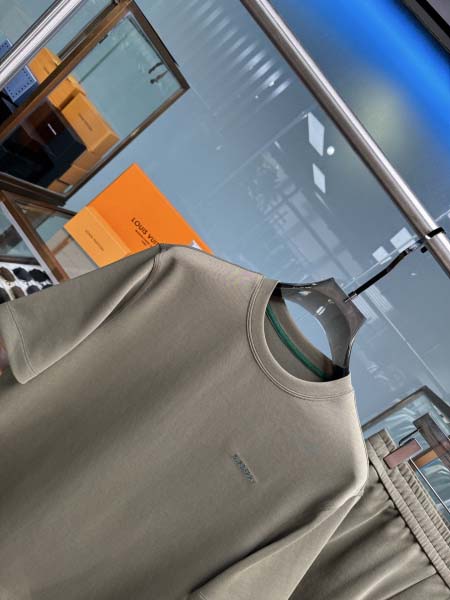 2025年5月22日入荷新作Burberry春夏上下セット 原版复刻高級品香港の会社超厳選★入手困難/誕生日プレゼント/yinx工場