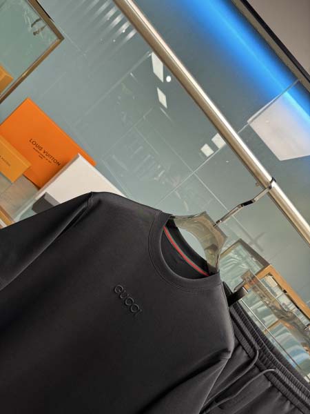 2025年5月22日入荷新作Gucci春夏上下セット 原版复刻高級品香港の会社超厳選★入手困難/誕生日プレゼント/yinx工場