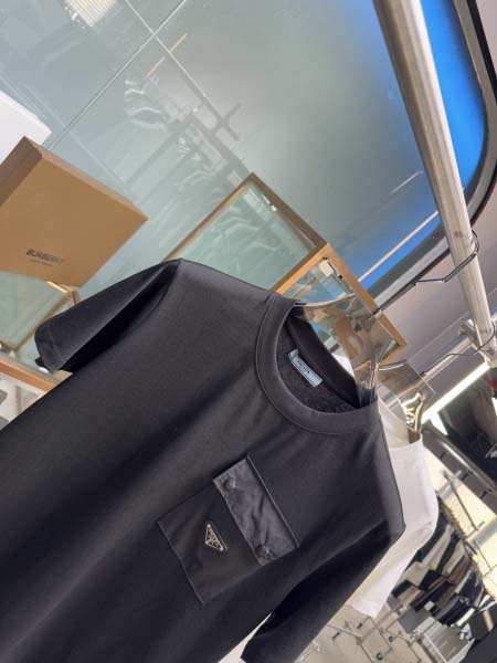 2025年5月22日入荷新作Prada半袖Tシャツ 原版复刻高級品香港の会社超厳選★入手困難/誕生日プレゼント/yinx工場