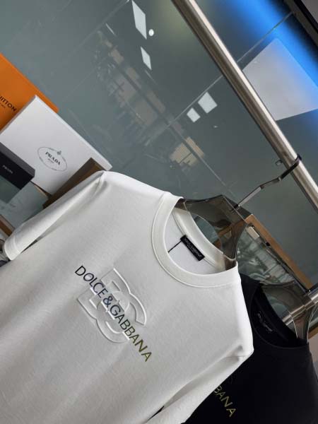 2025年5月22日入荷新作Dolce&Gabbana半袖Tシャツ 原版复刻高級品香港の会社超厳選★入手困難/誕生日プレゼント/yinx工場