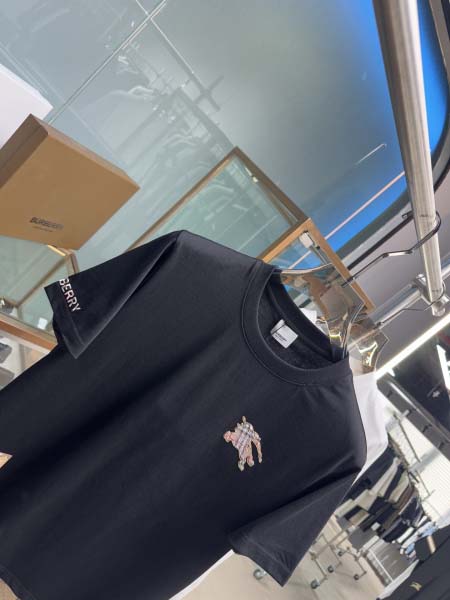 2025年5月22日入荷新作Burberry半袖Tシャツ 原版复刻高級品香港の会社超厳選★入手困難/誕生日プレゼント/yinx工場