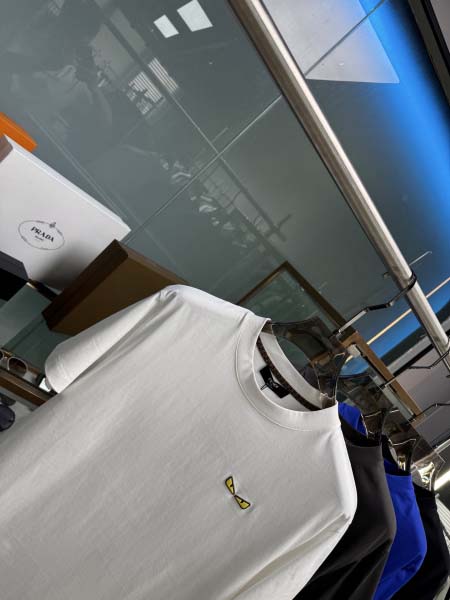 2025年5月22日入荷新作Fendi半袖Tシャツ 原版复刻高級品香港の会社超厳選★入手困難/誕生日プレゼント/yinx工場