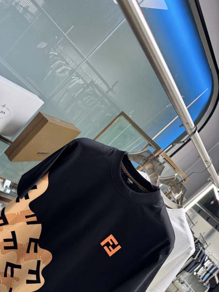 2025年5月22日入荷新作Fendi半袖Tシャツ 原版复刻高級品香港の会社超厳選★入手困難/誕生日プレゼント/yinx工場