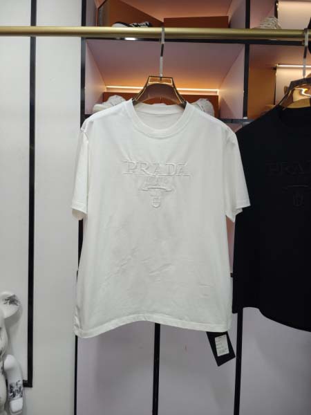 2025年5月22日入荷新作Prada半袖Tシャツ 原版复刻高級品香港の会社超厳選★入手困難/誕生日プレゼント/yinx工場