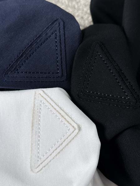 2025年5月22日入荷新作Prada半袖Tシャツ高品質/誕生日プレゼント/人気贈り物/OH工場