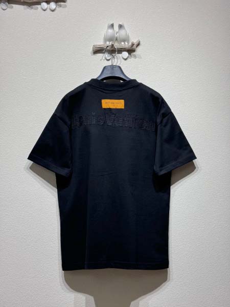 2025年5月23日入荷新作Louis Vuitton半袖 tシャツ男女兼用高品質★誕生日プレゼント/結婚祝い/内祝い/贈り物/SD工場