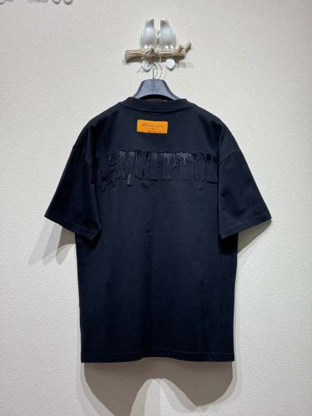 2025年5月23日入荷新作Louis Vuitton半袖 tシャツ男女兼用高品質★誕生日プレゼント/結婚祝い/内祝い/贈り物/SD工場