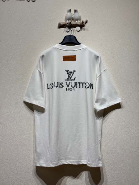 2025年5月23日入荷新作Louis Vuitton半袖 tシャツ男女兼用高品質★誕生日プレゼント/結婚祝い/内祝い/贈り物/SD工場