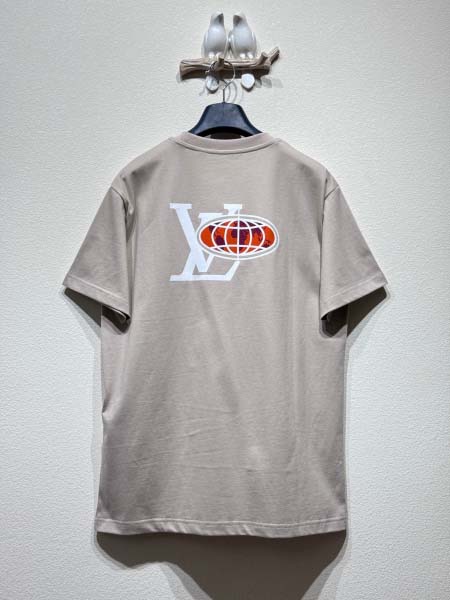 2025年5月26日入荷新作Louis Vuitton半袖 Tシャツ男女兼用高品質★誕生日プレゼント/結婚祝い/内祝い/贈り物/SD工場