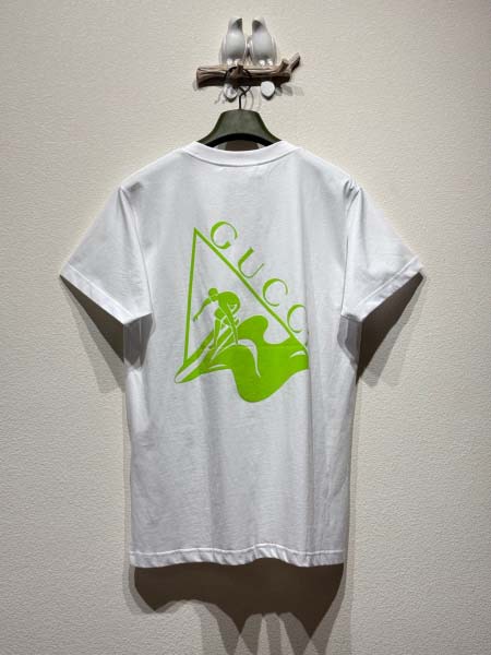 2025年5月26日入荷新作Gucci半袖 Tシャツ男女兼用高品質★誕生日プレゼント/結婚祝い/内祝い/贈り物/SD工場