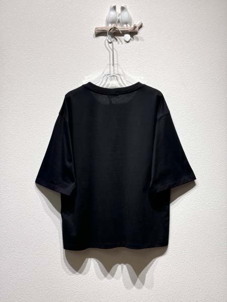 2025年5月26日入荷新作Celine半袖 Tシャツ男女兼用高品質★誕生日プレゼント/結婚祝い/内祝い/贈り物/SD工場