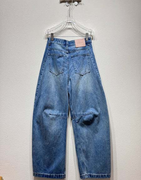 2025年5月26日入荷新作Loeweジーパン女性用高品質★ファッション/誕生日プレゼント/結婚祝い/内祝い/贈り物/SD工場