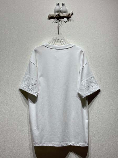 2025年5月26日入荷新作Loewe半袖 tシャツ男女兼用高品質★ファッション/誕生日プレゼント/結婚祝い/内祝い/贈り物/SD工場