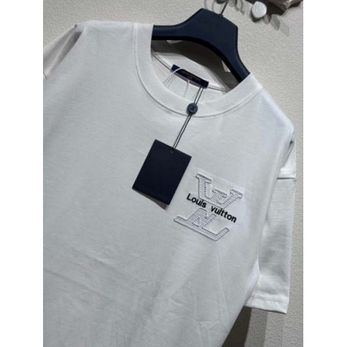 2025年5月26日入荷新作Louis Vuitton半袖 tシャツ男女兼用高品質★ファッション/誕生日プレゼント/結婚祝い/内祝い/贈り物/SD工場