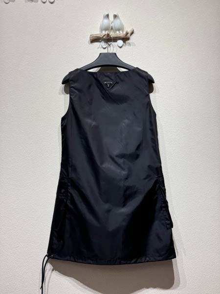 2025年5月27日入荷新作Pradaワンピース女性用高品質★ファッション/誕生日プレゼント/贈り物/SD工場