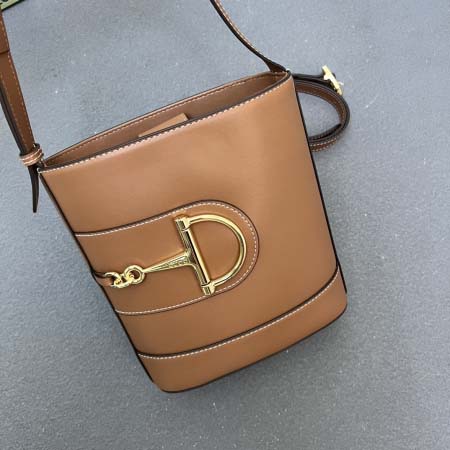 2025年5月28日入荷新作 新品2025春夏  Gucci SIZE:18.5x20x8.5cm お安い/人気/本革 バッグ/XX工場