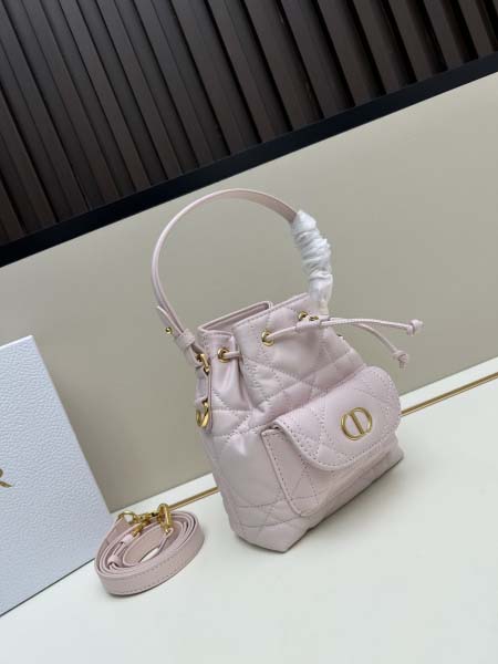 2025年5月28日入荷新作 Dior caro  SIZE:14x15x7cm  お安い/人気/本革 バッグ/XX工場