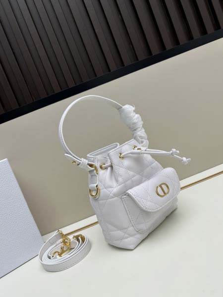 2025年5月28日入荷新作 Dior caro  SIZE:14x15x7cm  お安い/人気/本革 バッグ/XX工場