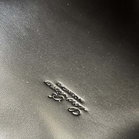 2025年5月28日入荷新作  Loro Piana Extra pocket SIZE:27*10*16cm。  お安い/人気/本革 バッグ/XX工場