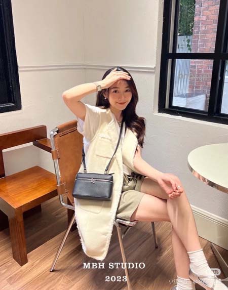 2025年5月28日入荷新作  loro piana  size：19.5*6.5*12cm  お安い/人気/本革 バッグ/XX工場