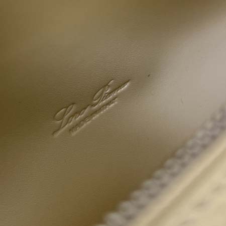 2025年5月28日入荷新作 loro piana  size：19.5*6.5*12cm  お安い/人気/本革 バッグ/XX工場