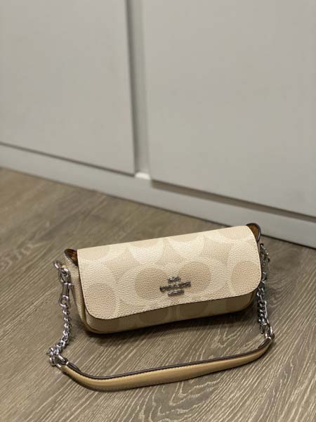 2025年5月28日入荷新作 Coach新品  お安い/人気/本革 バッグ/XX工場