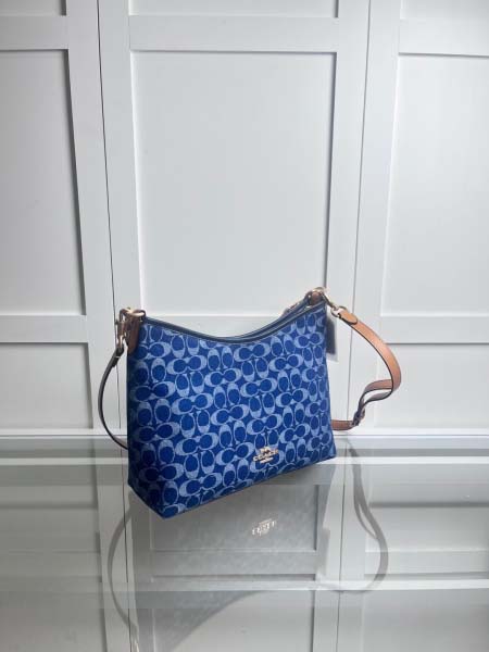 2025年5月28日入荷新作 【新品】COACH LAUREL CY702 SIZE:28-18-11cm  お安い/人気/本革 バッグ/XX工場