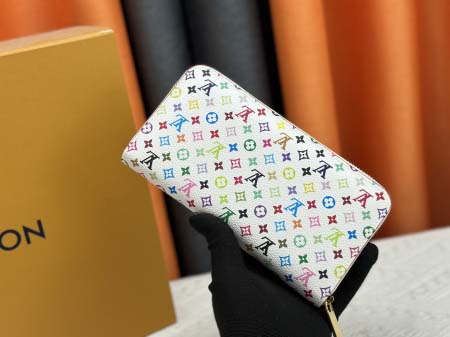 2025年5月28日入荷Louis Vuitton財布 M60017 M13922  Monogram Vivienne Holidays 2022系列， SIZE: 19.5 x 10.5 x 2.5 CM 人気の新作/誕生日プレゼント/