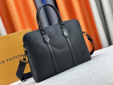 2025年5月28日入荷Louis Vuitton バッグM59159黑色  lv aerogram 38 x 28x 7CM 人気の新作/誕生日プレゼント/ZC工場