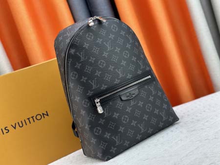 2025年5月28日入荷Louis Vuitton バッグM14020黑   Discovery Slim   Monogram Eclipse   SIZE:38x13x28cm 人気の新作/誕生日プレゼント/ZC工場