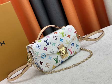 2025年5月28日入荷Louis Vuitton バッグM12429 M46279Pochette Métis East West   Monogram  S-lock  2024 秋冬 SIZE：21.5x13.5x6cm 人気の新作/