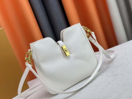 2025年5月28日入荷Louis Vuitton バッグ小M120693  M119563 Louis Vuitton  SIZE：小24.5x21.5x5cm 大36×29.5×7cm 人気の新作/誕生日プレゼント/ZC工場