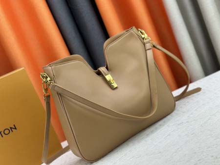 2025年5月28日入荷Louis Vuitton バッグ大M120693  M119563 Louis Vuitton  SIZE：小24.5x21.5x5cm 大36×29.5×7cm 人気の新作/誕生日プレゼント/ZC工場