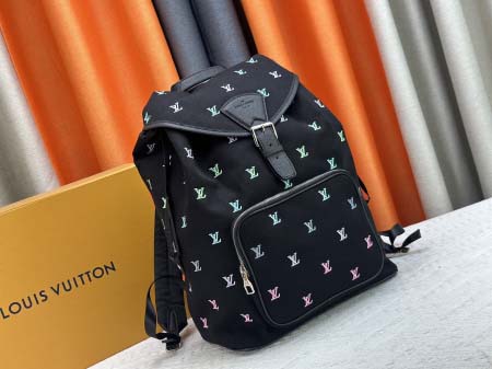 2025年5月28日入荷Louis Vuitton バッグM14135 41379 Montsouris  LV Blason Pharrell Williams 32 x40x19CM 人気の新作/誕生日プレゼント/ZC工場