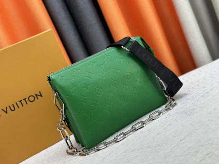 2025年5月28日入荷Louis Vuitton バッグM59275 M59277 Coussin 2021春夏Monogram SIZE：26 x 20 x 12CM 人気の新作/誕生日プレゼント/ZC工場
