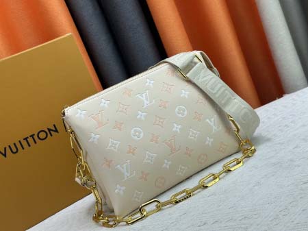 2025年5月28日入荷Louis Vuitton バッグM59275 M59277 Coussin 2021春夏Monogram SIZE：26 x 20 x 12CM 人気の新作/誕生日プレゼント/ZC工場