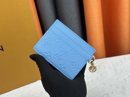 2025年5月28日入荷Louis Vuitton名刺入れM82739  Monogram Monogram SIZE：10.2 x 7.3 x 0.3 CM 人気の新作/誕生日プレゼント/ZC工場