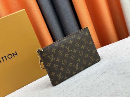 2025年5月28日入荷Louis Vuitton バッグM13560  Pochette Clés Monogram SIZE：24×15.5×1cm 人気の新作/誕生日プレゼント/ZC工場
