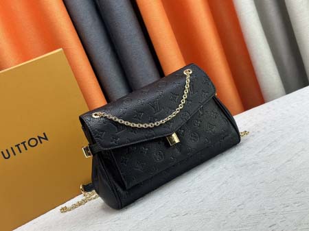 2025年5月28日入荷Louis Vuitton バッグANYTIME FLAP BAG M14604 29.5x18.5x9.5 人気の新作/誕生日プレゼント/ZC工場