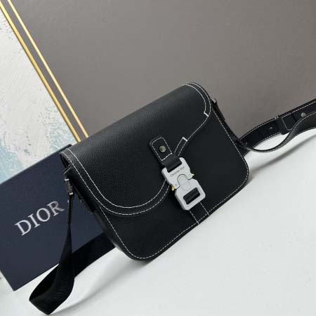 2025年5月29日入荷新作P260Dior SIZE：23 x 18 x 6 CM お安い/人気/革/バッグ/XX工場