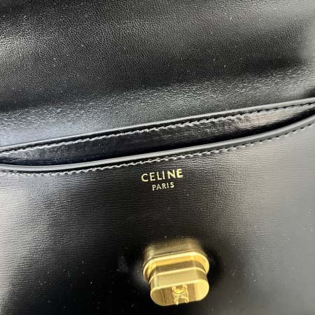2025年5月29日入荷新作CELINE 2025 Teen tromphe SIZE:19*13*5cmお安い/人気/革/バッグ/XX工場