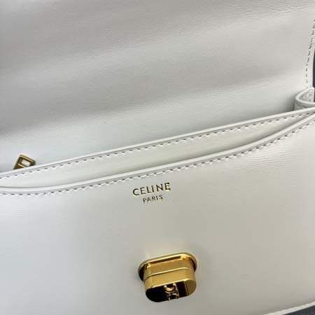 2025年5月29日入荷新作CELINE 2025 Teen tromphe SIZE:19*13*5cmお安い/人気/革/バッグ/XX工場