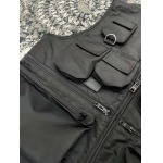 2025年5月8日入荷新作Prada多ポケット機能風カメラマンベスト 原版復刻限定品が人気で高級/fuke工場