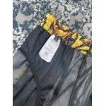 2025年5月8日入荷新作VERSACE半ズボン 原版復刻限定品が人気で高級/fuke工場